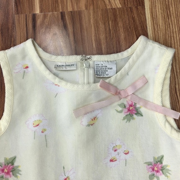 Vtg Laura Ashley Dress Girls 5 Butter Yellow Floral Pleated Bow Waffle Knit - Picture 4 of 9